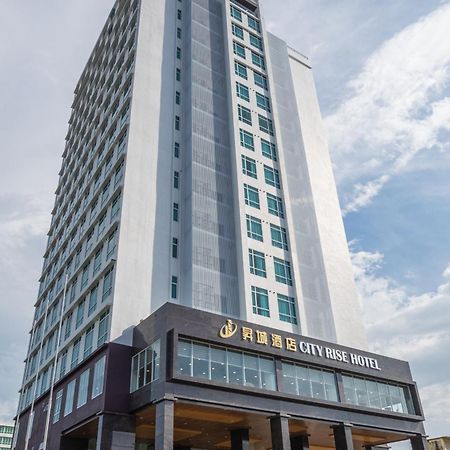City Rise Hotel ミリ エクステリア 写真