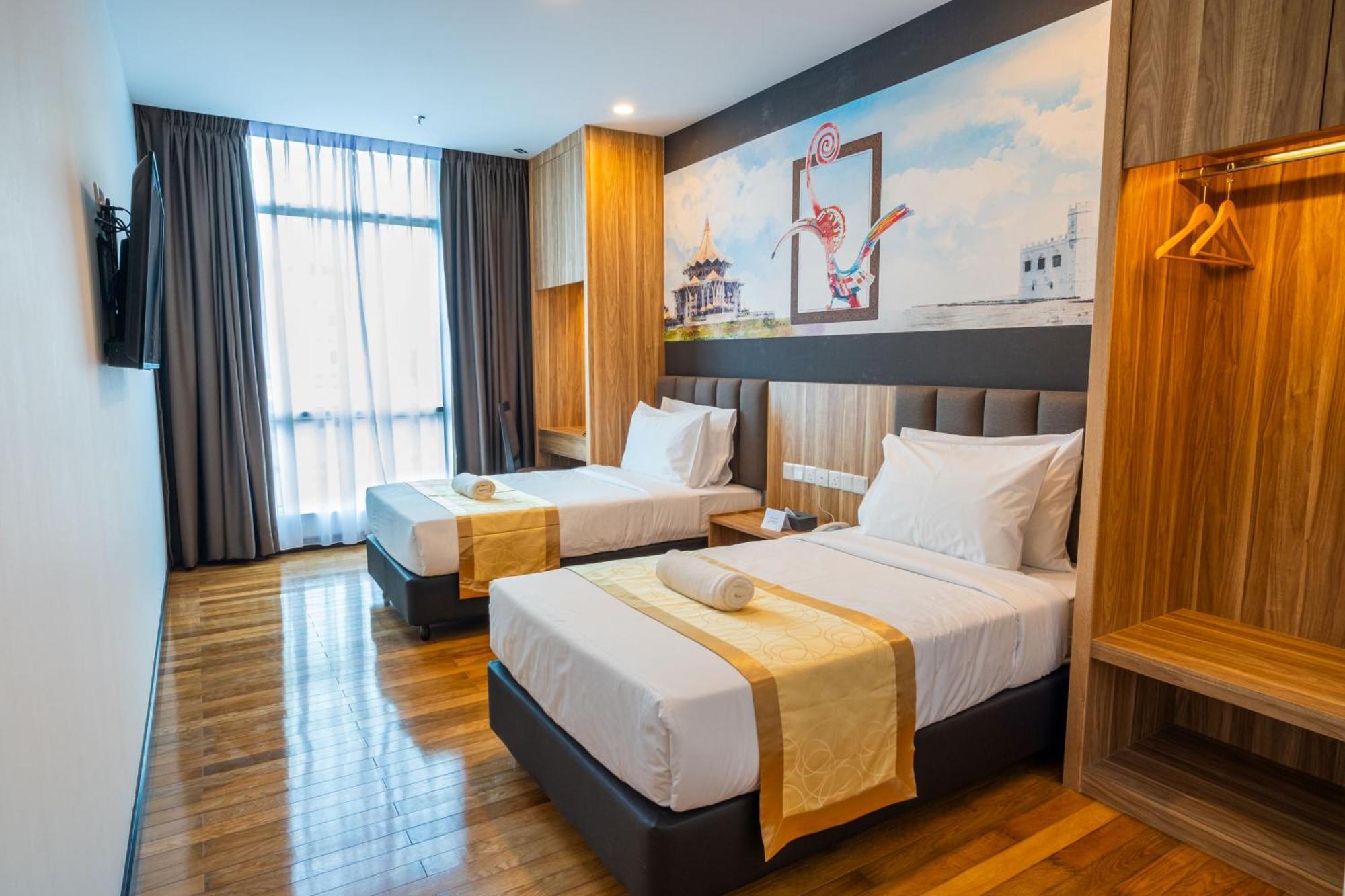 City Rise Hotel ミリ エクステリア 写真