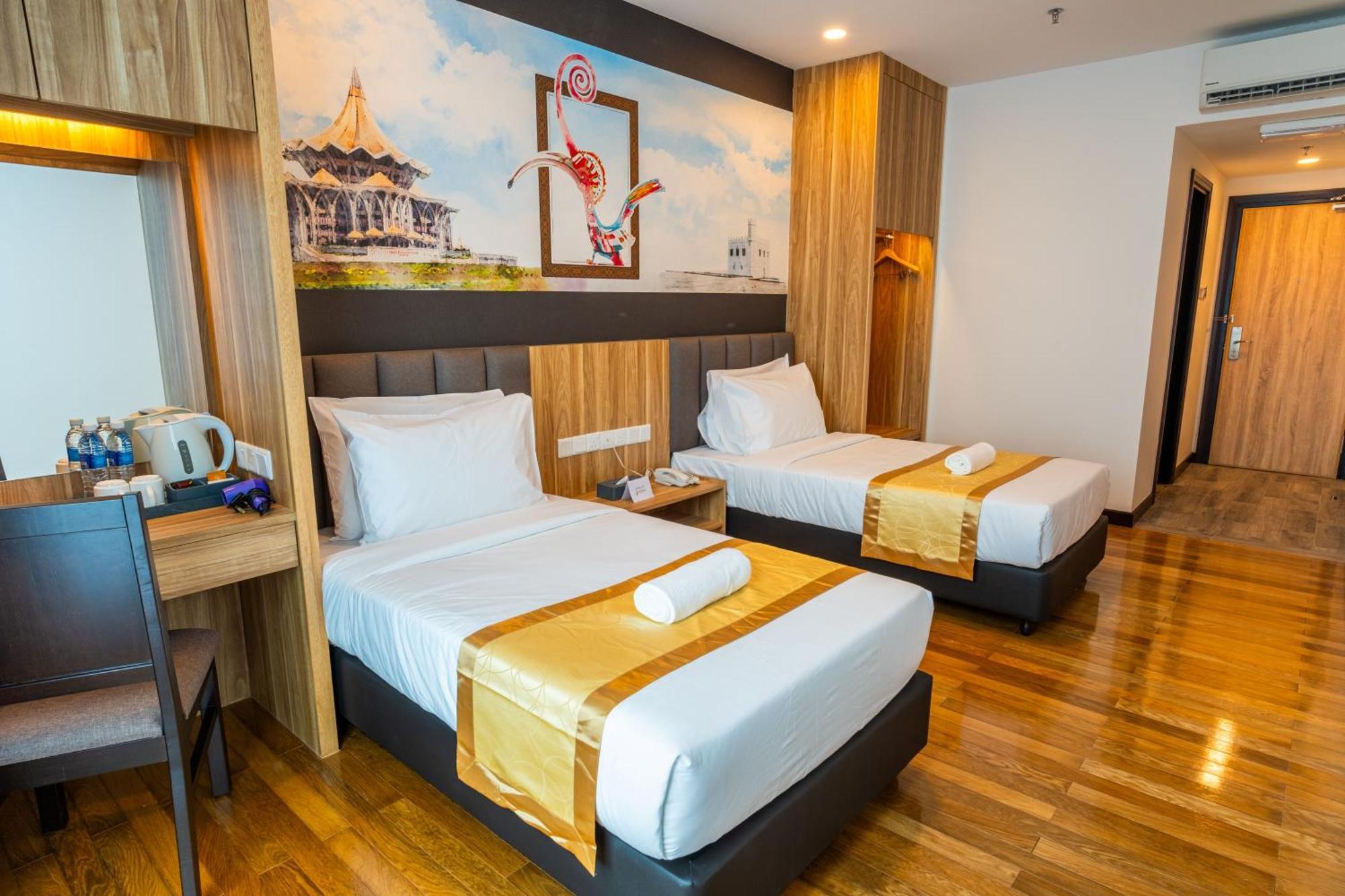 City Rise Hotel ミリ エクステリア 写真